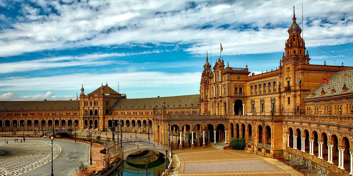 Private tour about Moorish history in Seville